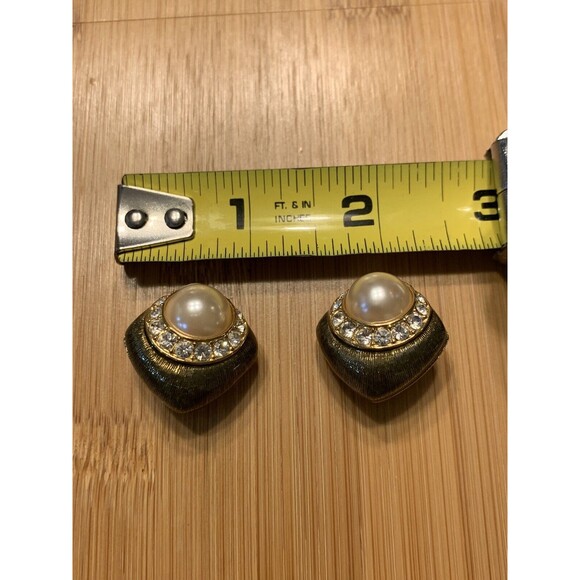Olive Green Enamel and Pearl Clip On Earrings By Joan Rivers - Picture 1 of 4